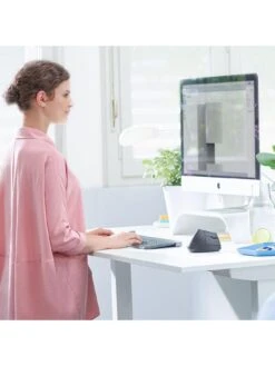 Logitech MX VERTICAL Ergonomic Wireless Mouse - Graphite -Digital Station QXLU4 SQ7 0000000099 N A SLd3