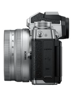 Nikon Z Fc Mirrorless Camera With NIKKOR Z DX 16-50 Mm F/3.5-6.3 Lens Kit -Digital Station TF47E SQ3 0000000004 BLACK SLa