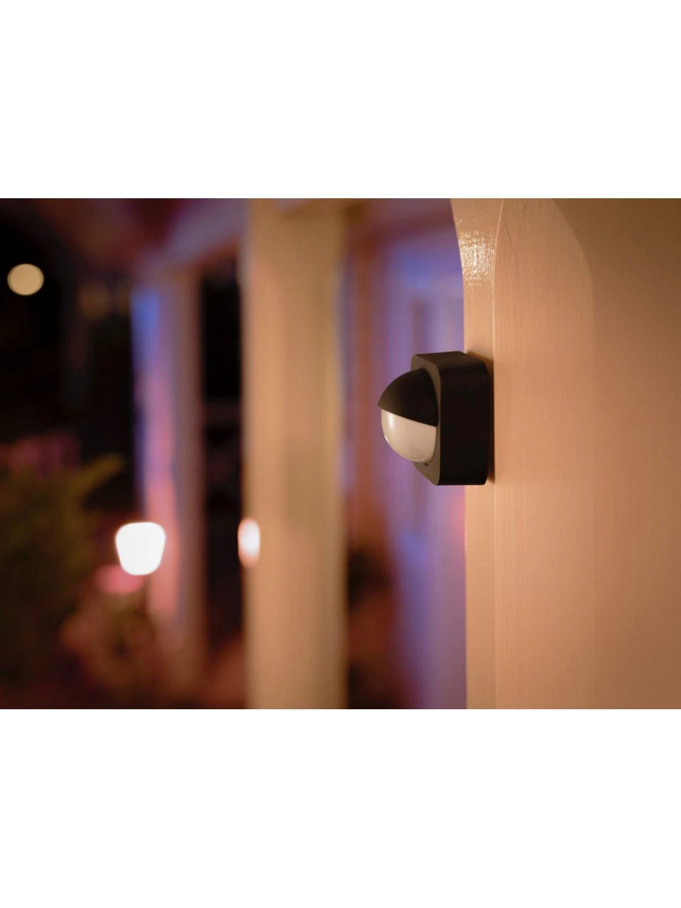 Philips Hue Hue Outdoor Sensor EU 4 Philips Hue Hue Outdoor Sensor EU - Image 4