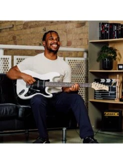 Full Size 4/4 Electric Guitar Ultimate Kit With 10W Amp - 6 Months FREE Lessons - White -Digital Station UW8G4 SQ5 0000000088 NO COLOR SLd3