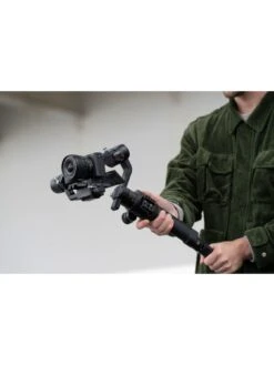 Sony E PZ 10-20 Mm F4 G , APS-C Powerzoom Lens (SELP1020G.SYX) -Digital Station V3GHJ SQ4 0000000099 N A SLd