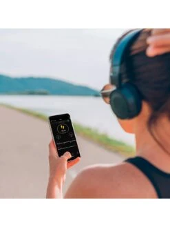 Reflex Active Series 3 Smart Watch With Colour Touch Screen, Crown Navigation And Up To 7 Day Battery Life 10 Reflex Active Series 3 Smart Watch With Colour Touch Screen, Crown Navigation And Up To 7 Day Battery Life -Digital Station V4WBC SQ4 0000000048 NAVY SLd