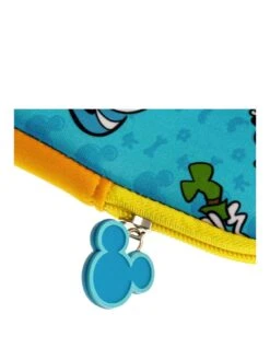 Pebble Gear Disney Mickey & Friends (Carrybag & Headphones) By Pebble Gear -Digital Station V8BKH SQ3 0000000017 RED SLa