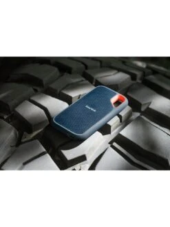 SanDisk Extreme 2TB Portable SSD -Digital Station VA7TQ SQ4 0000000099 N A SLd