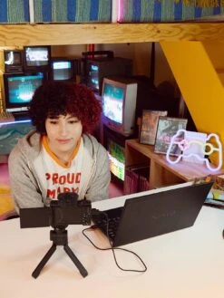 Sony Vlog Camera ZV1FBDI.EU Digital Camera (Vari-angle Screen, 4K Video, Slow Motion, Vlog Features)  - Black -Digital Station VBG4M SQ5 0000000004 BLACK SLd1