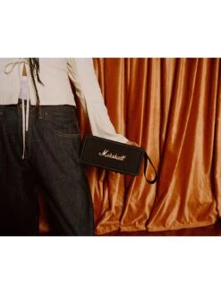 Marshall Middleton Bluetooth Speaker - Black & Brass -Digital Station VIRY1 SQ7 0000000004 BLACK SLd3