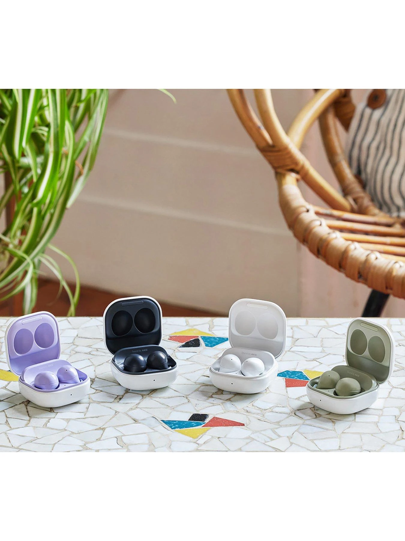 Samsung Galaxy Buds 2 5 Samsung Galaxy Buds 2 - Image 5