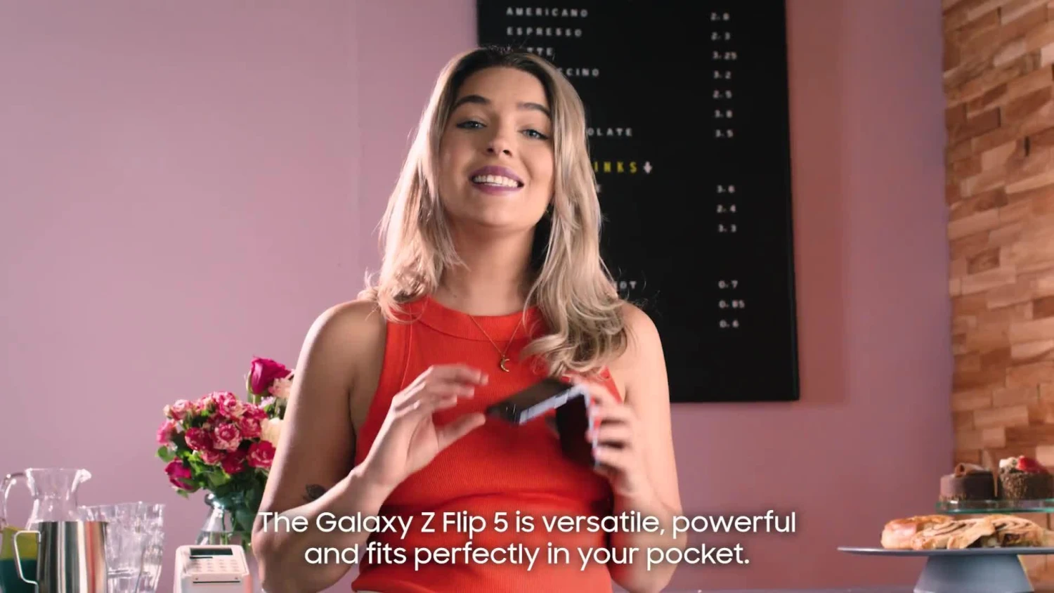 Samsung Galaxy Z Flip 5 - 512GB - Graphite With Buds2 Pro Black 8 Samsung Galaxy Z Flip 5 - 512GB - Graphite With Buds2 Pro Black - Image 8