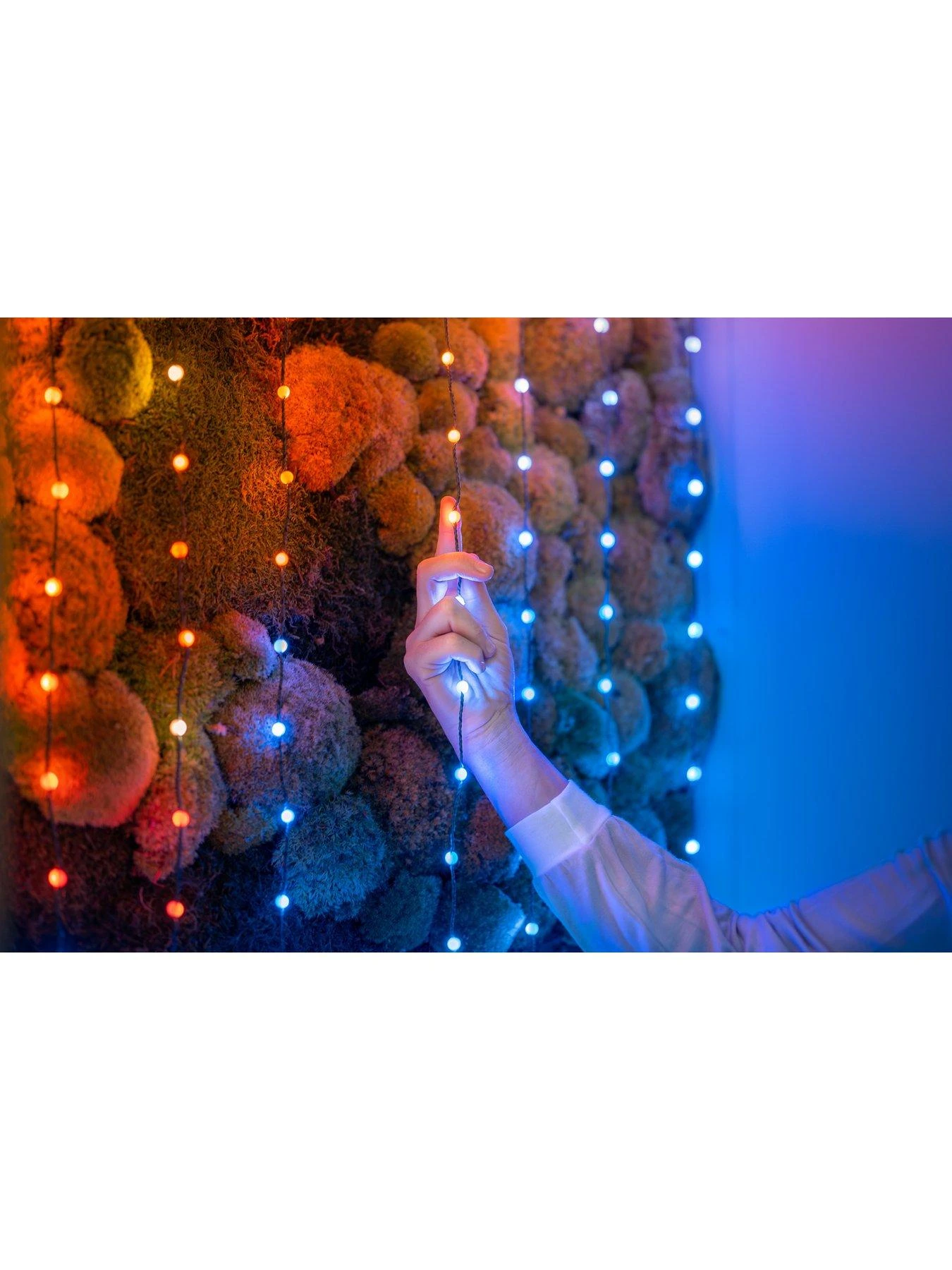 Twinkly Candies 200L 8MM Pearl Shape RGB Lens Light String, 6cm Lamp Spacing, BT+WiFi, IP20 - USB-C Powered 4 Twinkly Candies 200L 8MM Pearl Shape RGB Lens Light String, 6cm Lamp Spacing, BT+WiFi, IP20 - USB-C Powered - Image 4