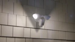 RING Floodlight Cam Wired Plus -Digital Station VS6FN SQ8 0000000004 BLACK DVvL